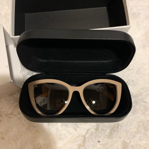 Balmain BL2517 beige cat eye sunglasses (ON HOLD) - Picture 8 of 8